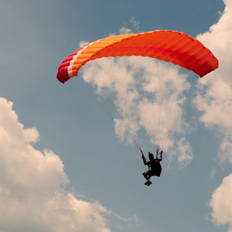Winds, Waves and Hidden Pearls: A Kitesurfing Quest