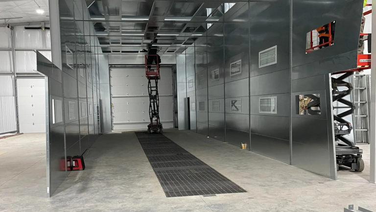 Trustworthy Heavy Truck Body Repair in Hutchinson KS for Fleet Reliability