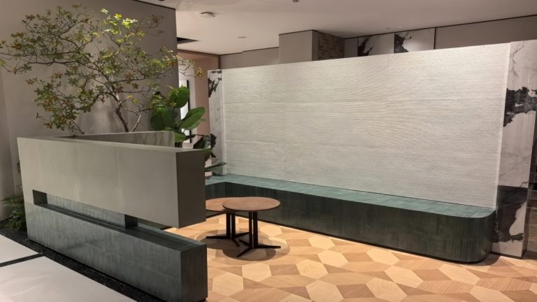 Gilded Plate for wall decoration elevates the home consistently