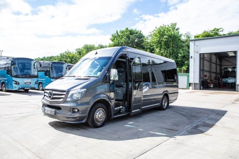 Smooth travel in Gloucestershire with a reliable minibus service
