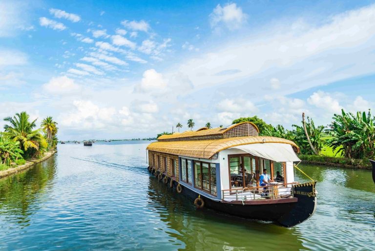 Ahmedabad To Manali Packages That Travel Smiles