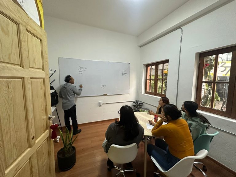 Guía para encontrar tu curso de inglés ideal en tu ciudad Guía para encontrar tu curso de inglés ideal en tu ciudad