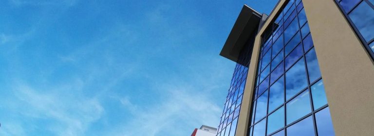 Reliable Storefront Glass Replacement in Manhattan