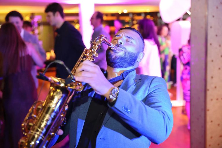 Dynamic DJ & Sax Ensemble: Sydney’s Nightlife Highlight