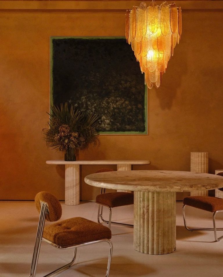 Choosing Between Traditional Plaster Finishes for Walls